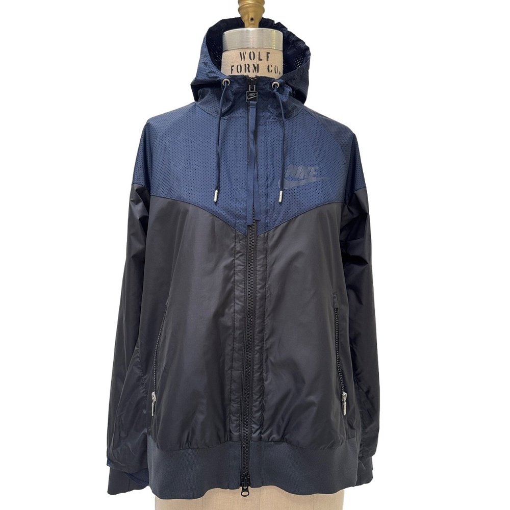 2015 Nike x Sacai Windrunner Pleated Jacket - Obsidian / Black - Small